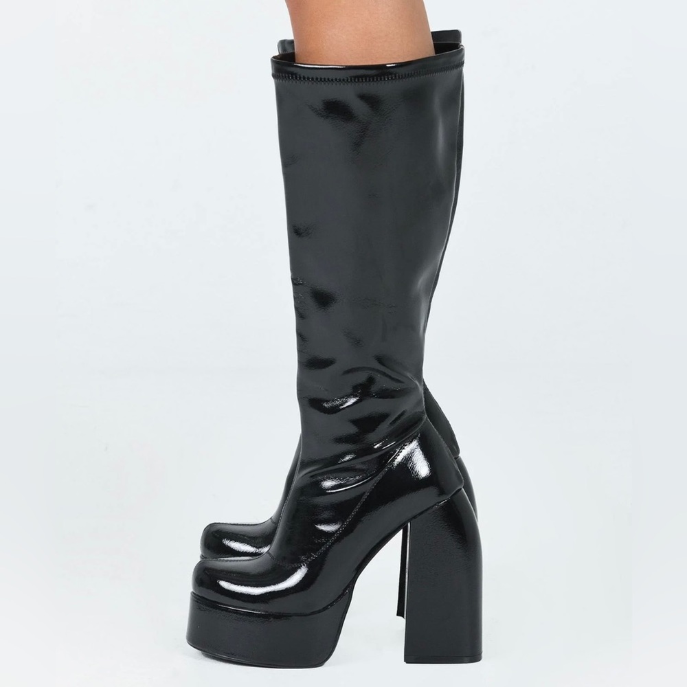 Knee high boots - Picture 3 of 3
